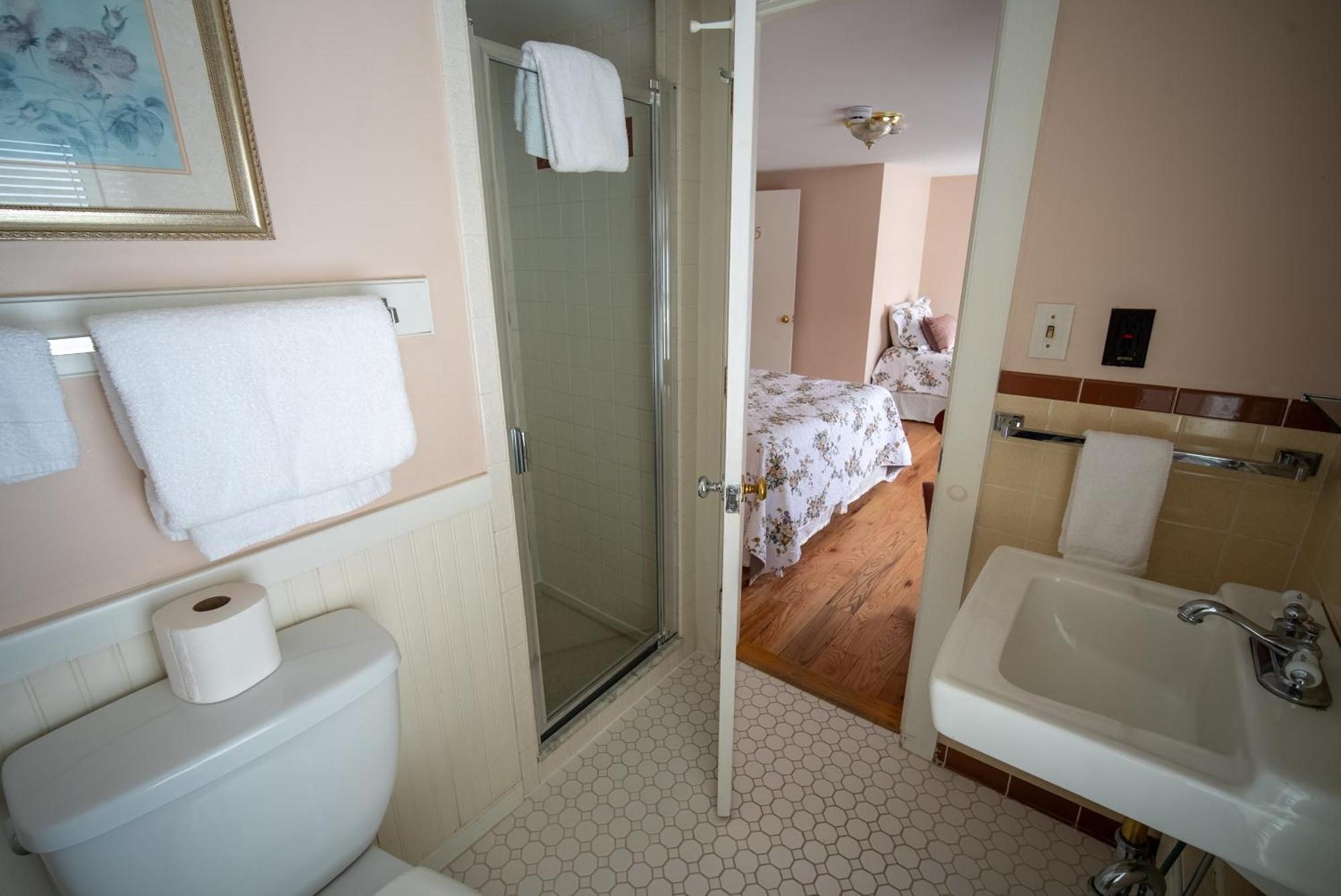 Cooper Hill Inn East Dover Экстерьер фото